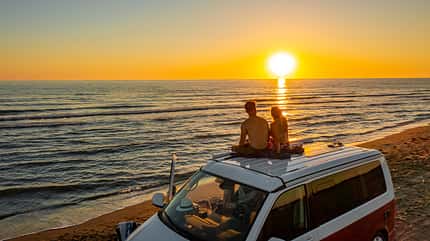 NKL outdoor Advertorial