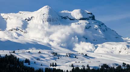 Lawinenabgang in den Alpen