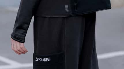 Haglöfs und Polartec - nachhaltige Fleece-Bekleidung in Schwarz Haglöfs und Polartec - nachhaltige Fleece-Bekleidung in Schwarz