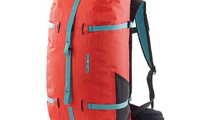 kl-kletterrucksack-test-2019-ortlieb-atrack_r7102_front (jpg)
