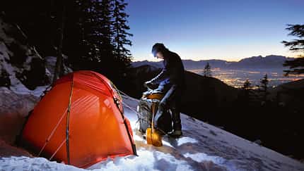OD Wintertour Zelten Schnee Stirnlampe Bergtour Eis Kälte