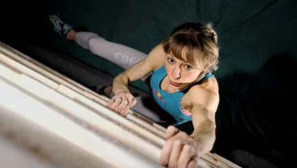 kl-uebungen-klettertraining-verletzungs-praevention-angela-eiter-campusboard_2 (jpg)
