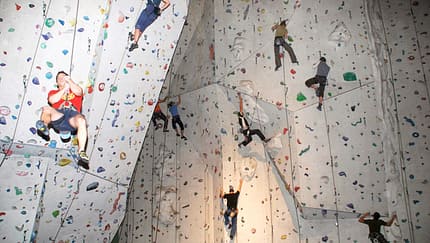 KL Klettern in der Kletterhalle