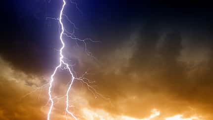 CAV Gewitter Unwetter Blitz Colourbox
