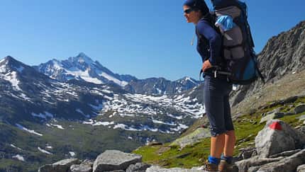 woman,active,activity,adrenaline,alps,enjoy,extreme,female,girl,mountain,nature,outdoor,person,pursuit,sport,sportsman,summer,hike,hiking,trekking,backpack,backpacking,alp,austria,austrian,adventure,trip,path,holiday,mountaineering Wandern - Reise - Trekking