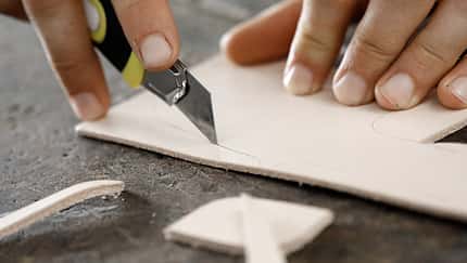 Bushcraft: Messer und Messerscheide selber bauen 