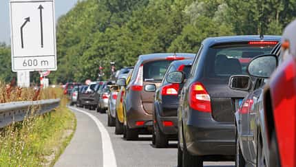 Stau Reißverschlussverfahren Autobahn