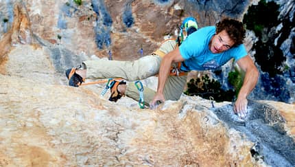 Marvin Winkler klettert Chispa 8c+ in Villanueva del Rosario