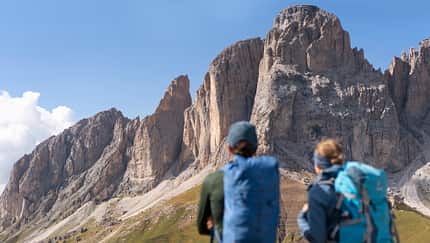 Rosengarten - Dolomiten - Wanderer mit Rucksack