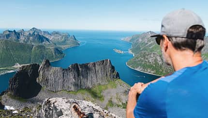 Der Grytetippen (885 m), norwegische Insel Senja