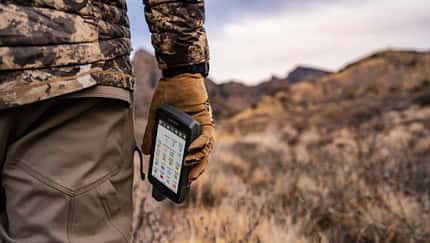Garmin Montana Serie  710i und 760i Outdoor Navigationsgeräte im Großformat inReach GPS Gerät