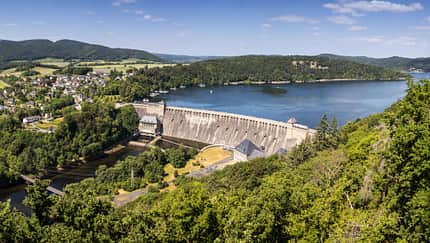 Hessen Deutschland Wanderungen Edersee Staudamm