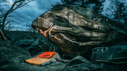 Adam Ondra Bouldern in Fontainebleau