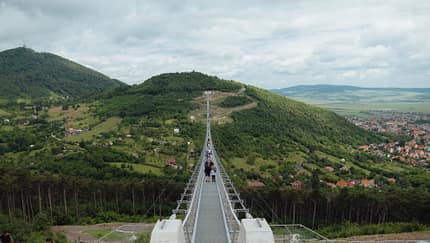 Hängebrücke in Sátoraljaújhely, Ungarn - Brücke der nationalen Einheit