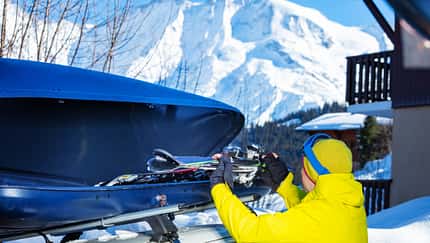 Dachbox Auto Winter Ski