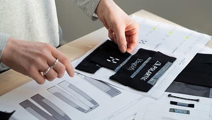 Green Issue: Um Ressourcen zu schonen, plädieren Haglöfs und Fleece-Pionier Polartec für einen einzigen Schwarzton.