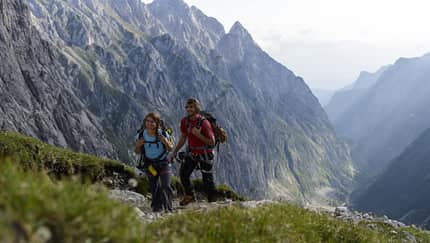 Garmisch-Partenkirchen Wandern Wanderung Alpen Urlaub Sommer Bayern Zugspitze