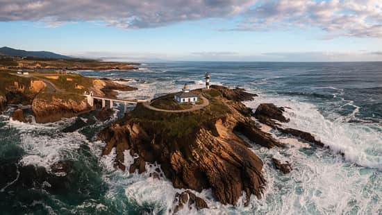 Isla Pancha Leuchtturm, Galicien, Spanien
