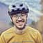 Portrait des Mountainbike-Redakteur-Trainees Paul Weinbrenner mit Fahrradhelm und Fahrradbrille und einem Troy Lee Designs Jersy