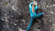 kl-hueftbeweglichkeit-bouldern-klettern-uebung-mina-c-jacob-slot-aufhocken
