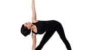 AL-Yoga-Dreieck-shutterstock-fuer-burmester-0113-shutterstock_76537429 (jpg)