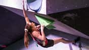 KL Andrea Kümin hat ihre Kraft gut eingeteilt beim Boulder-Weltcup in Tokio 2017