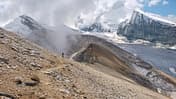 Unterwegs in karg-schönen Höhenlagen zwischen dem Barrhorn und dem Schöllijoch.