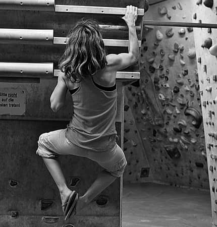 KL-Bouldertraining-Campusboard-Training-Kstermeyer171 (jpg) Klettertraining am Campusboard Sarah KL-Bouldertraining-Campusboard-Training-Kstermeyer171 (jpg) Klettertraining am Campusboard Sarah