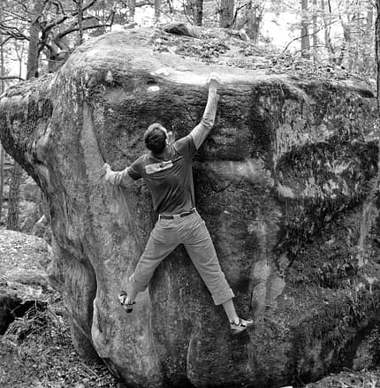 kl-bouldern-fontainebleau-tante-pollewop-7a-mont-aigu-soeren-dsc0066-sw (jpg) kl-bouldern-fontainebleau-tante-pollewop-7a-mont-aigu-soeren-dsc0066-sw (jpg)