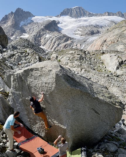 Bouldern am Furkapass Bouldern am Furkapass