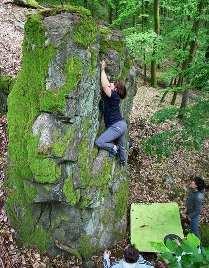 Bouldern im Taunus nordwestlich von Frankfurt Bouldern im Taunus nordwestlich von Frankfurt