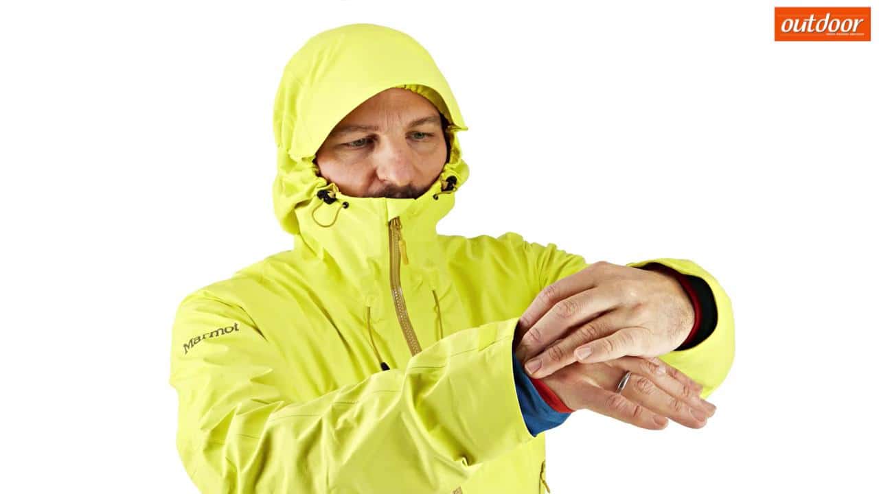 So schützt ihr euch vor Regen & Schnee Nässeschutz Regenschutz So schützt ihr euch vor Regen & Schnee Nässeschutz Regenschutz